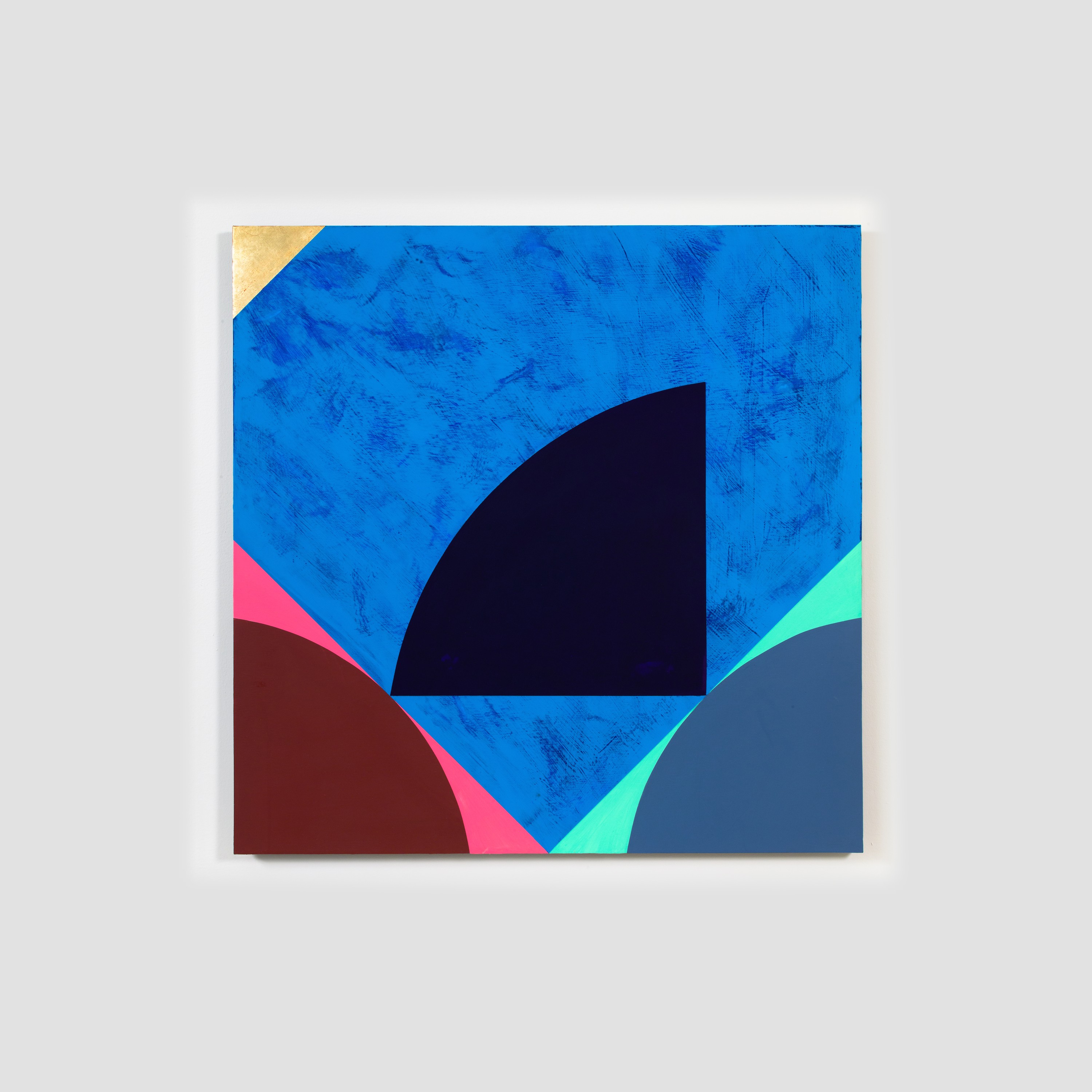 3i_SUN STARE _2A (2019). Pigment, gold leaf, acrylic and oil on wood 34” x 34” (86.4 x 86.4 cm)