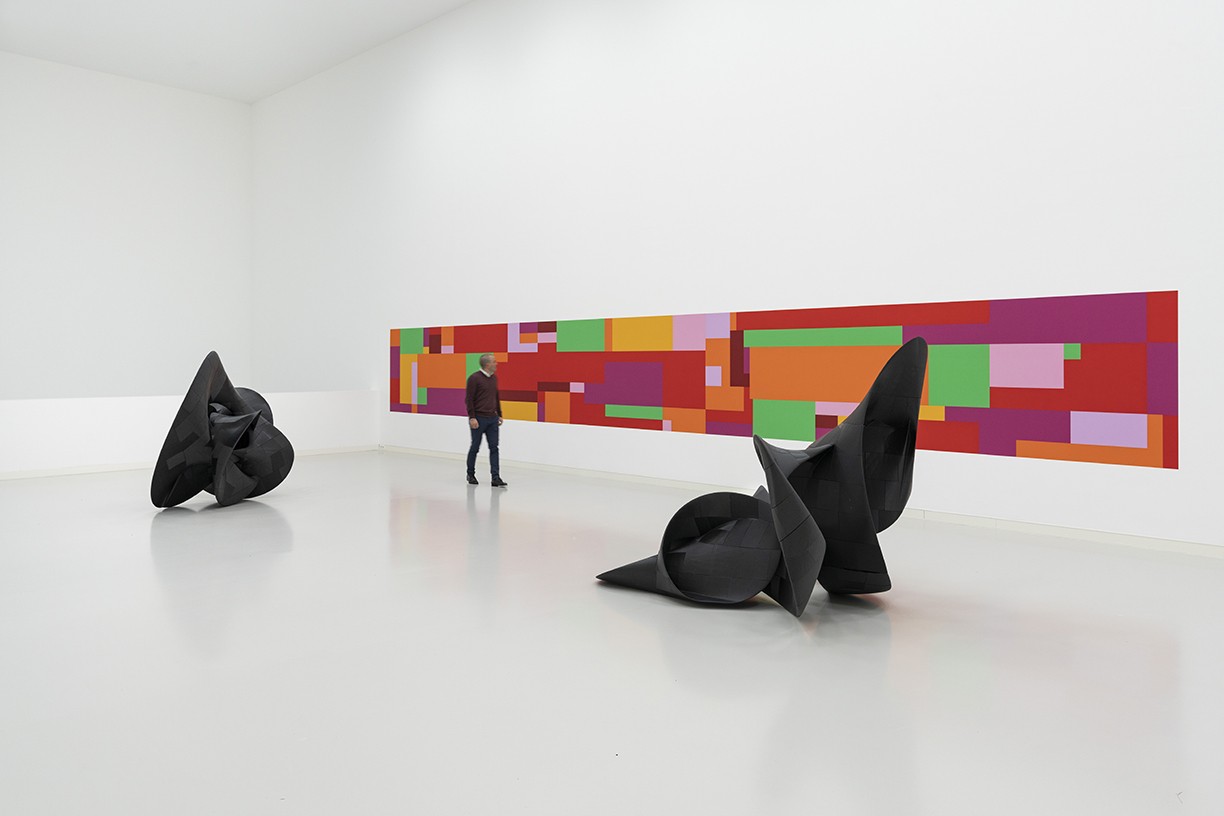 Mural 'Sindelfingen Initiative 1 (red),' 2024 and Film Forms (American Psycho and Trainspotting)